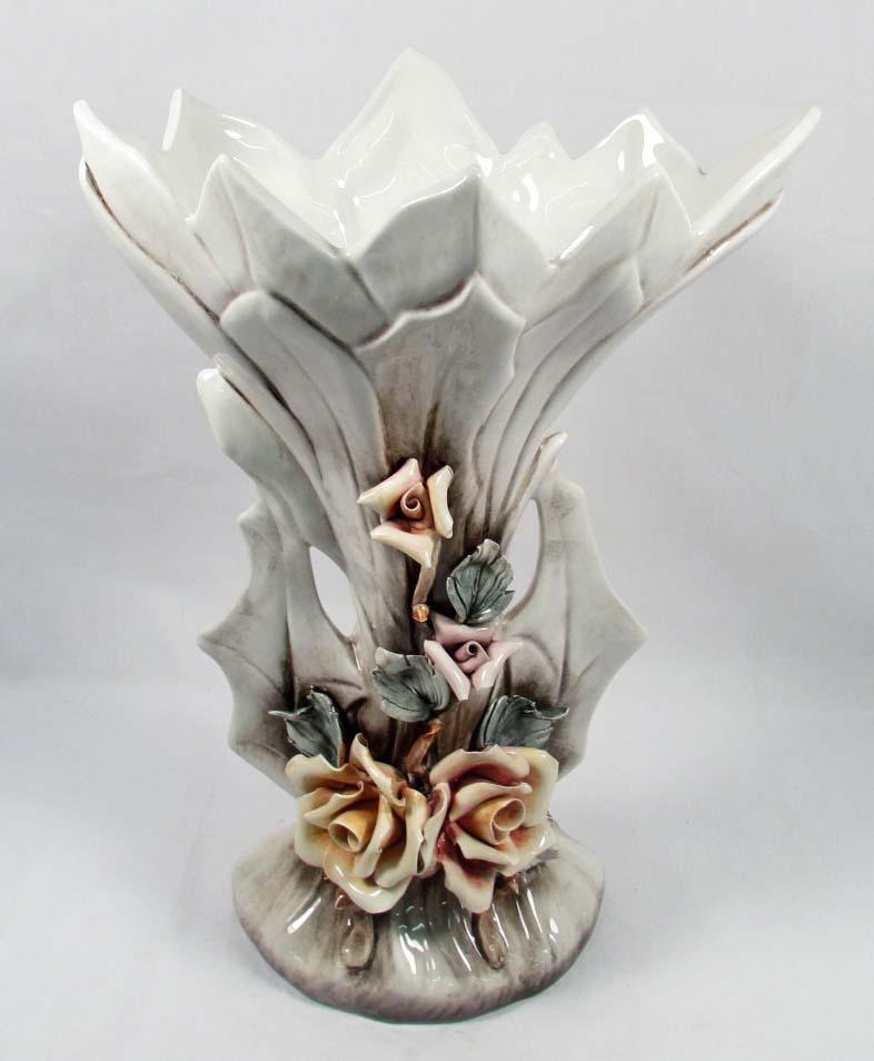 LARGE VINTAGE CAPODIMONTE VASE MADE IN ITALY A