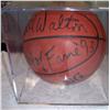 Image 1 : Basketball hand signed Bill Walton "Hall of Fame" 93 in presentation case