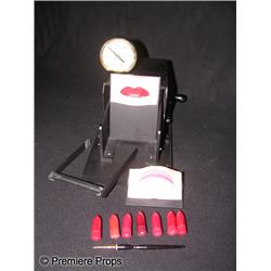 THE MAX FACTOR KISSING MACHINE