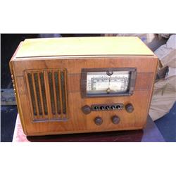 Vintage Silvertone Radio