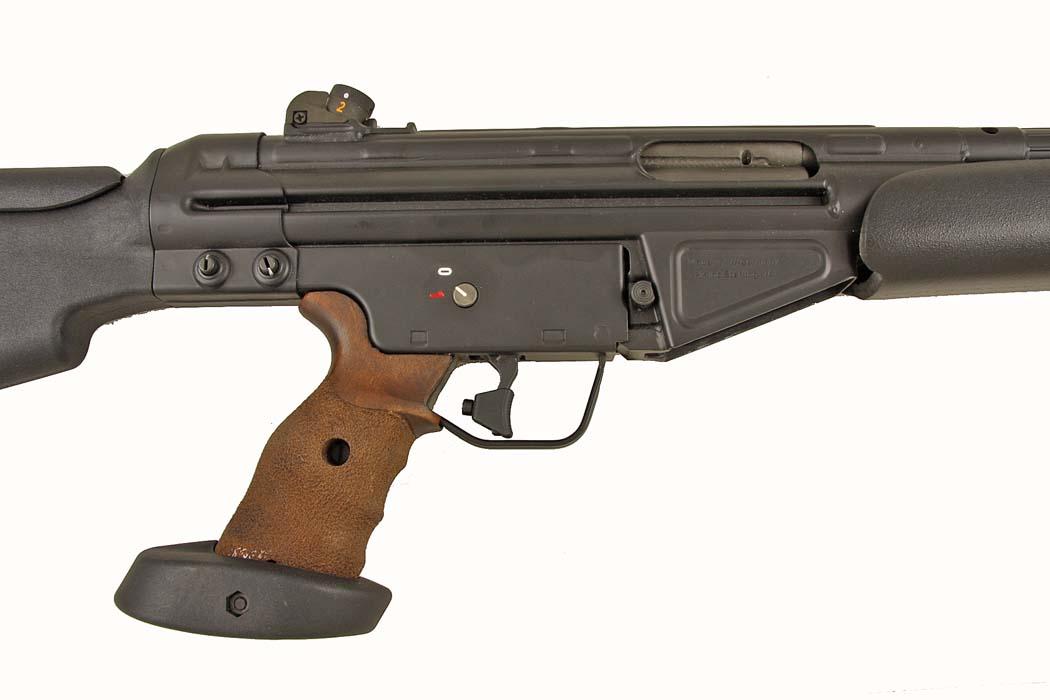 H&K SR9T Cal 7.62x51 SN:46-003174 Semi-auto target rifle similar to the ...