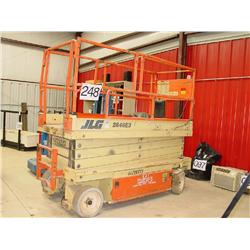2000 JLG 2646E3 SCISSOR LIFT W/NEW BATTERIES