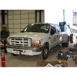 1999 FORD F350 4 DOOR DIESEL
