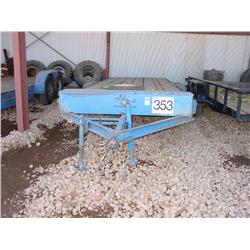 20’ FLATBED TRAILER W/DUAL AXLES