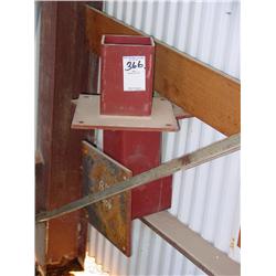 STUB COLUMNS (X3)