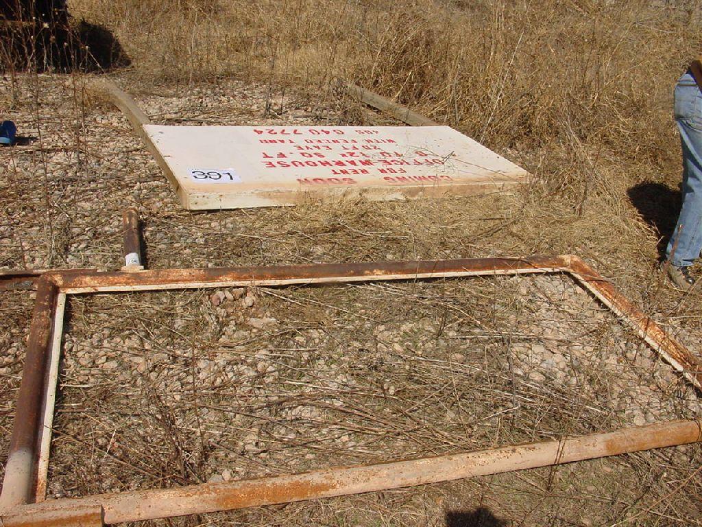 PIPE SIGN FRAME & WOOD SIGN
