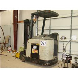 CROWN RC 3000 SIDE SHIFT ELECTRIC LIFT