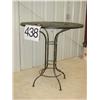 Image 1 : METAL BAR TABLE