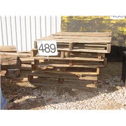 PALLETS (X7)