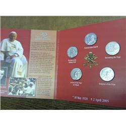 POPE JOHN PAUL II COIN SET (UNC) (AS SHOWN)