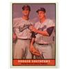 Image 1 : 1961 TOPPS SANDY KOUFAX AND PODRES NO. 207 BASEBAL