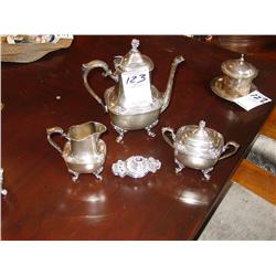 DAFFODIL ROGERS BROTHERS SILVER TEA SERVICE SET (3X)