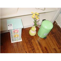 TRASH CAN, LAMP & MISC (1X)
