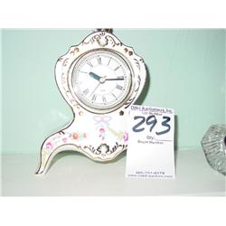 QUARTZ PORCELAIN MANTLE CLOCK