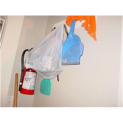 FIRE EXTINGUISHER & MISC (1X)