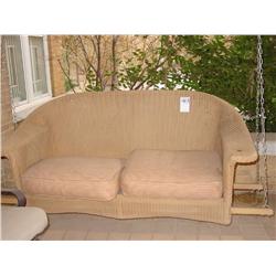 LLOYD/FLANDERS FROM FLOWER CITY HANGING ALL-WEATHER WICKER CUSHIONED LOVESEAT PORCH SWING