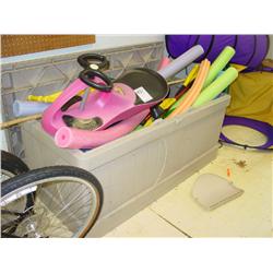 TOY BOX W/TOYS