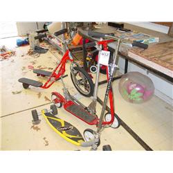 CALIFORNIA CHARIOT CHILDREN'S TWO FOOTED STANDING SCOOTER RED (4X)