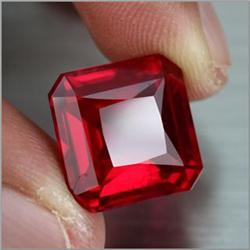 WONDERFUL 22.38 AAA+ HOT RED TOPAZ EMERALD CUT