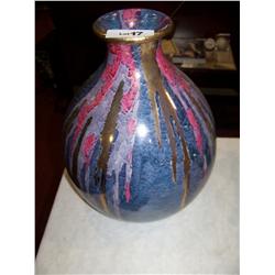 Large hand painted porcelain urn apx 17' T