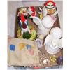 Image 1 : Box Lot of 12 Kissing Items.