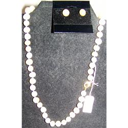 Genuine Pearl 18" Necklace &  Earring set. 8-9MM