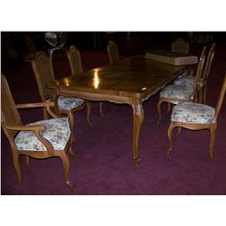 Vintage Oak Dining table & 8 Chairs