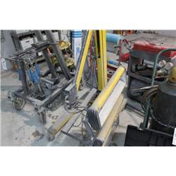 TRISK ETS-2 MOBILE ELECTRIC CURLING LIGHT