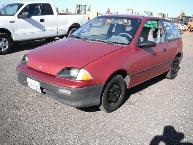 1994 Geo Metro 2-Door Hatch Back Coupe