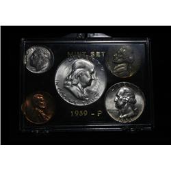 Private consignment - This lot is a 1959 Mint Set and includes 10 coins