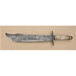 High quality Mexican late 19th to early 20th  century Bowie knife showing beautifully  engraved blad