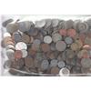 Image 1 : 4 POUNDS OF WORLD COINS GREAT SELECTION