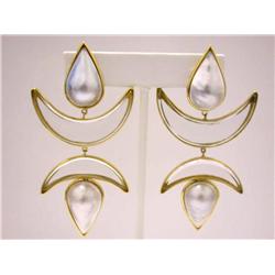 14k Yellow Gold Earrings with Pearl