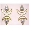 Image 2 : 14k Yellow Gold Earrings with Pearl