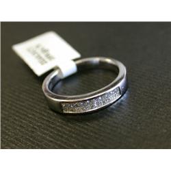 18k White Gold Ring with Diamonds