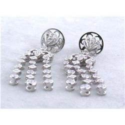 18k White Gold Dangling Earrings with Diamonds