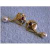 Image 4 : 14k Gold Earrings with Pearl