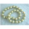 Image 3 : Pearl Necklace with Yellow Gold Clasp