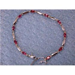 White Gold Bracelet with Diamonds and Topaz