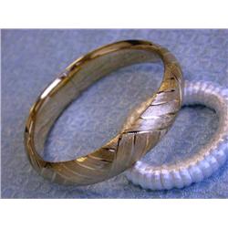 14k Yellow Gold Bangle Bracelet