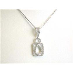 18k White Gold Necklace with Diamond Pendant