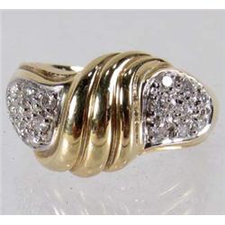 14K GOLD AND DIAMOND LADIES RING - 6.9 GRAMS