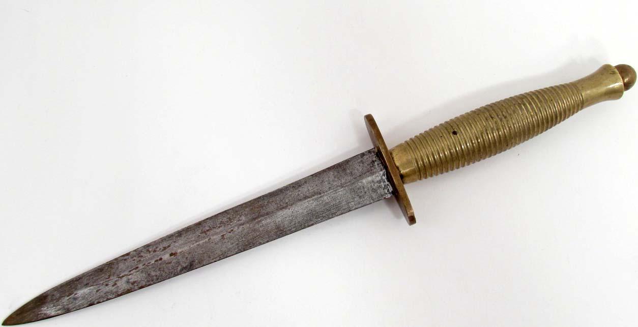 WW2 BRITISH ARMY FAIRBORNE SYKES COMBAT KNIFE W/ SCABBARD