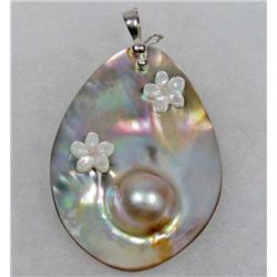 UNIQUE VINTAGE MOTHER OF PEARL PENDANT W/ STERLING SILVER CLASP