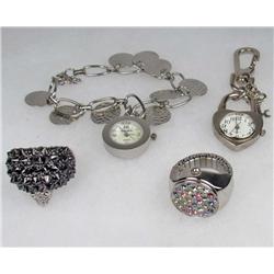 LOT OF 5 PIECES OF ESTATE JEWELRY