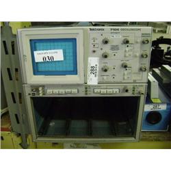TEK 7104 OSCOPE
