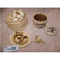 (4) Piece Chinese/ Japanese  erotic box & figures