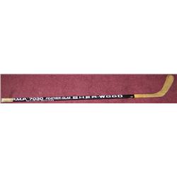 L.A KINGS GAME USED mODEL 7030 SHER-WOOD HOCKEY STICK PLAYER #3 THOMPSON