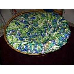 Bamboo circuliar comfort chair w/  tropicial pillow