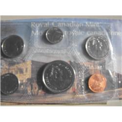 ROYAL CANADIAN MINT 1975